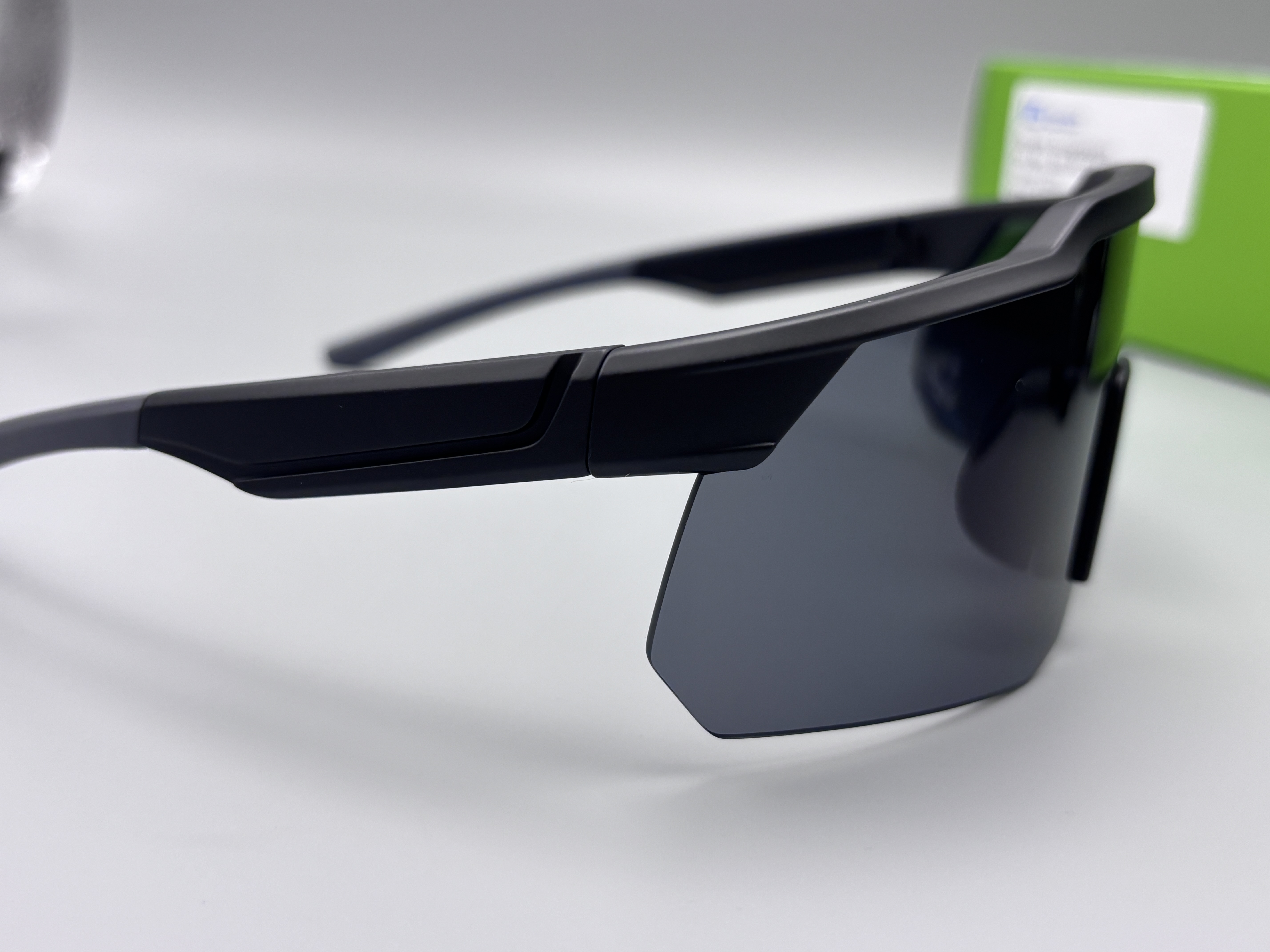 Outdoor Windproof Sports Sunglasses